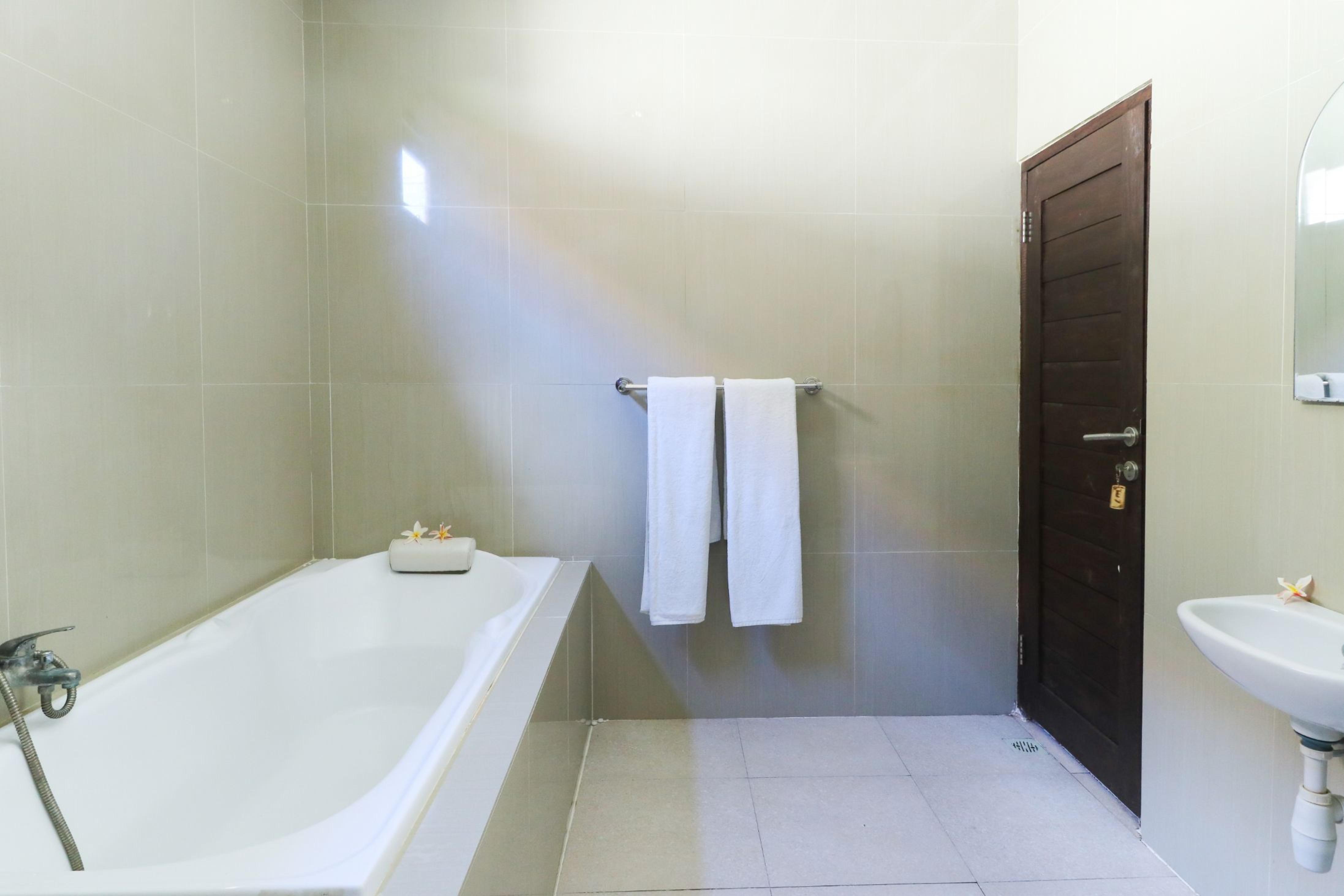 Taman Damai Bungalow Tanjung Benoa  Ngoại thất bức ảnh